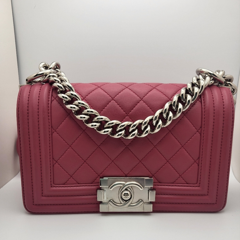 CHANEL Quilted Boy Bag Small Lambskin in Pink